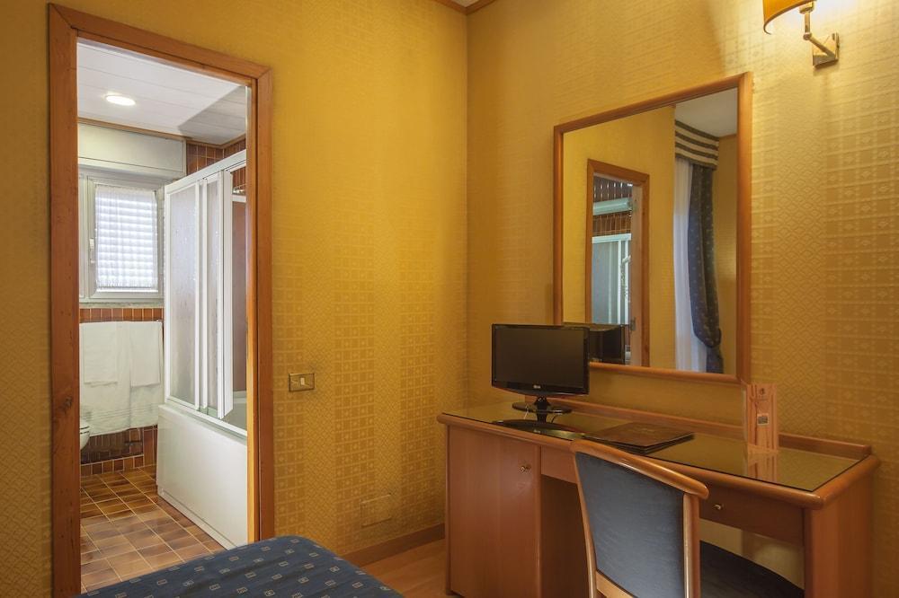Park Hotel Dei Massimi Rome Buitenkant foto