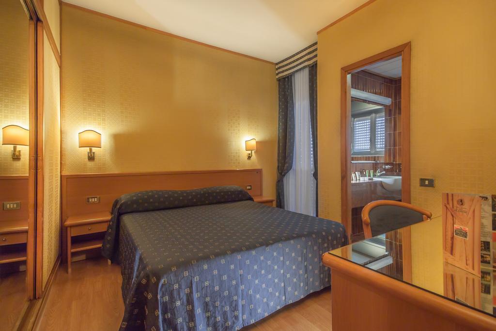 Park Hotel Dei Massimi Rome Buitenkant foto
