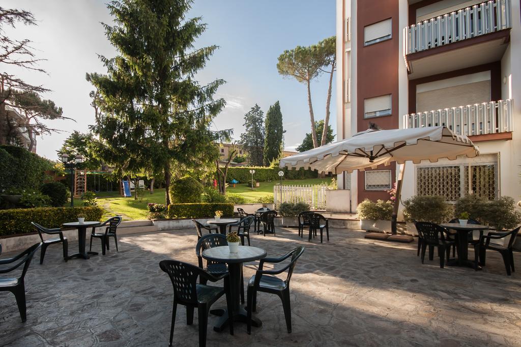 Park Hotel Dei Massimi Rome Buitenkant foto